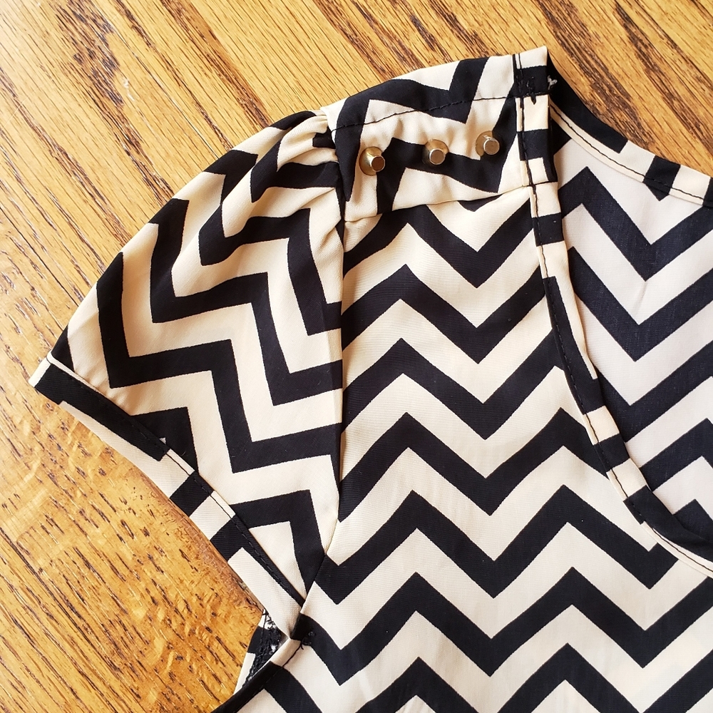 WOMENS CHARLOTTE RUSSE TOP - Picture 5 of 6